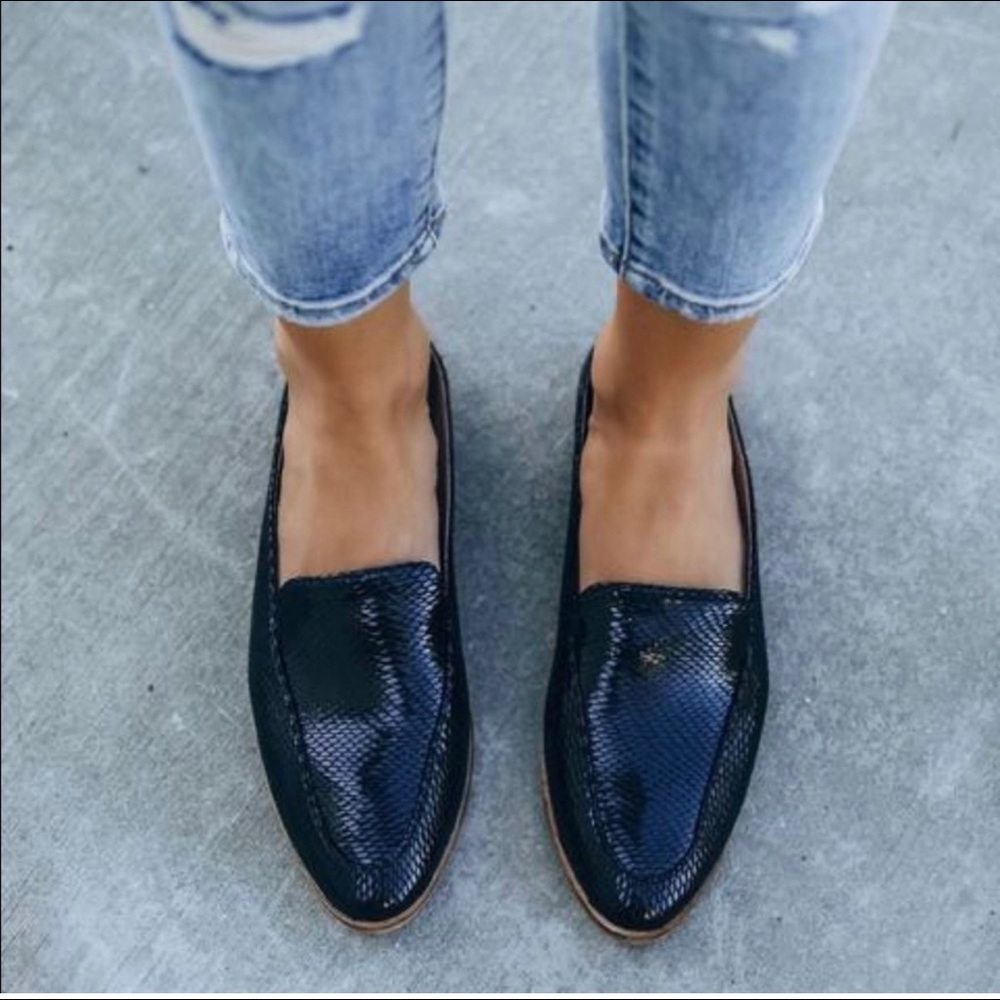 Vegan Black Lizard Mules Size 8 NWOB